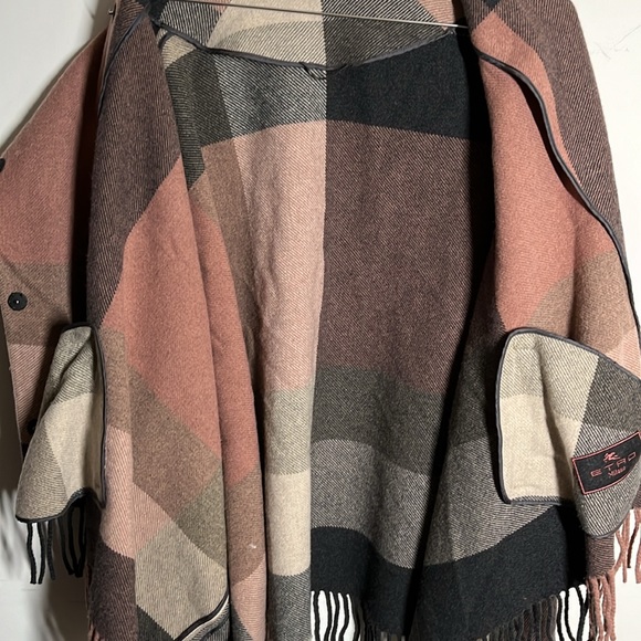 Etro Milano Wool Poncho - Picture 14 of 15